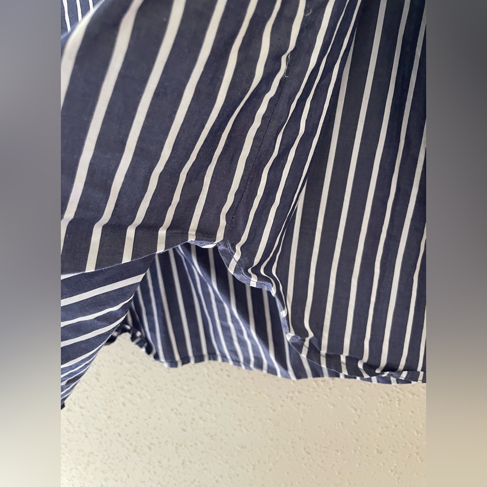 J Crew Women’s Size 6 Blue and White Striped Off The Shoulder Long Sleeve Top - Picture 10 of 16